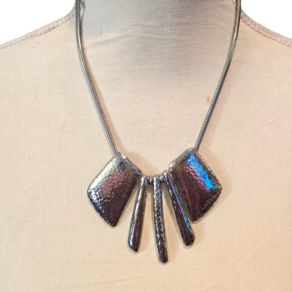 Chico's Hammered Silver Tone Geometric Statement Bib Necklace Adjustable Chain - Picture 1 of 9